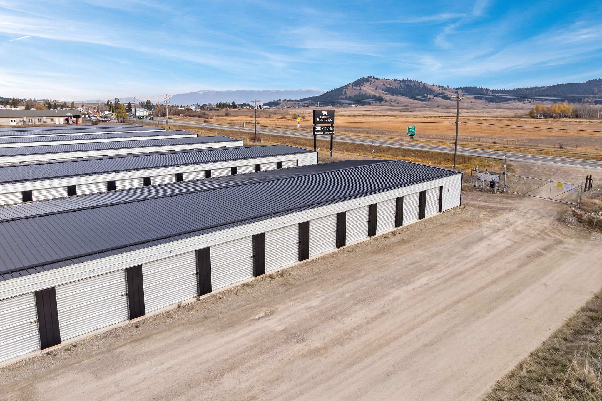 Storage unit row